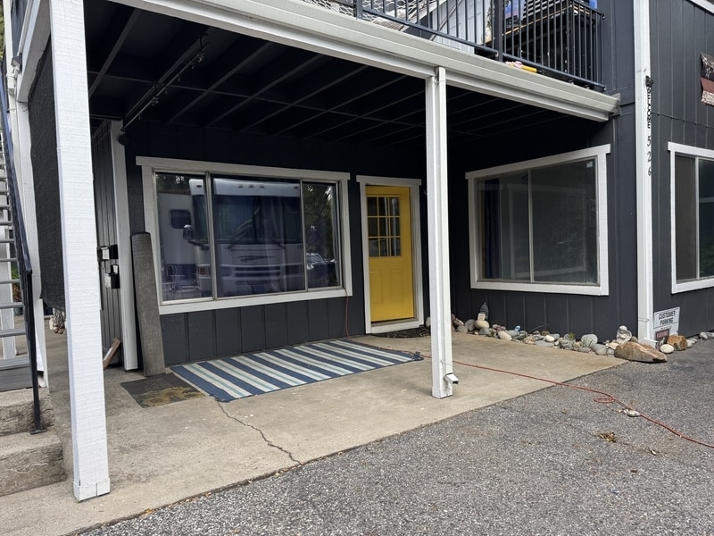 Primary Photo - 526 Mill St