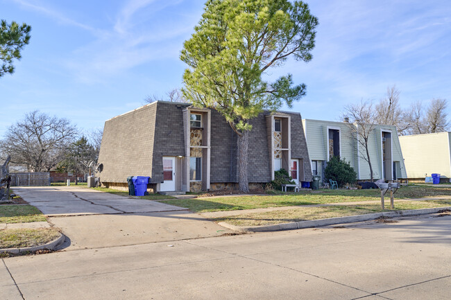 Foto del edificio - 1206 Northcliff Ave