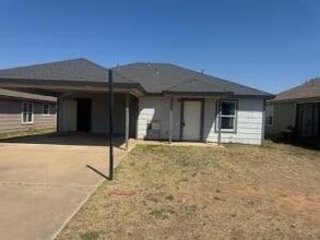 Building Photo - 817 Ute Ave