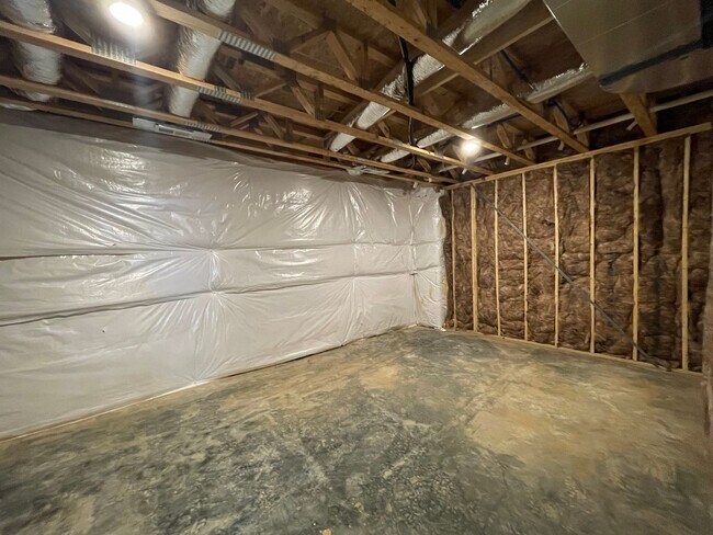 Foto del edificio - Townhome for rent in Cresent Ridge subdivision