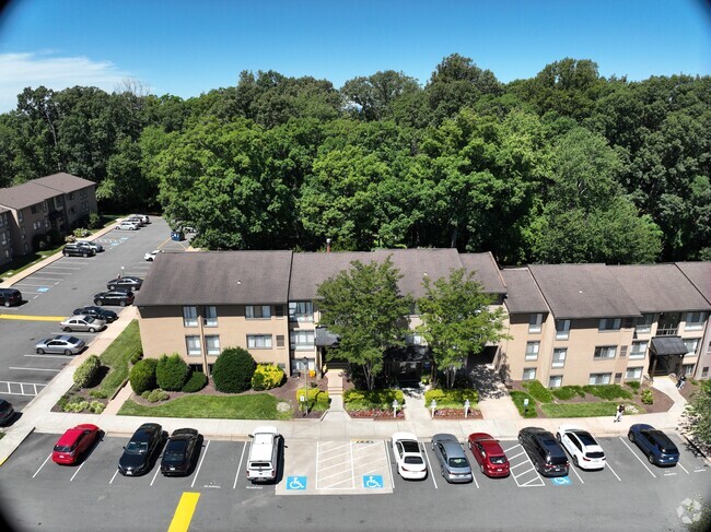 3D Exterior - Reston Glade