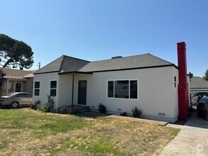 Building Photo - 123 Linda Vista Dr