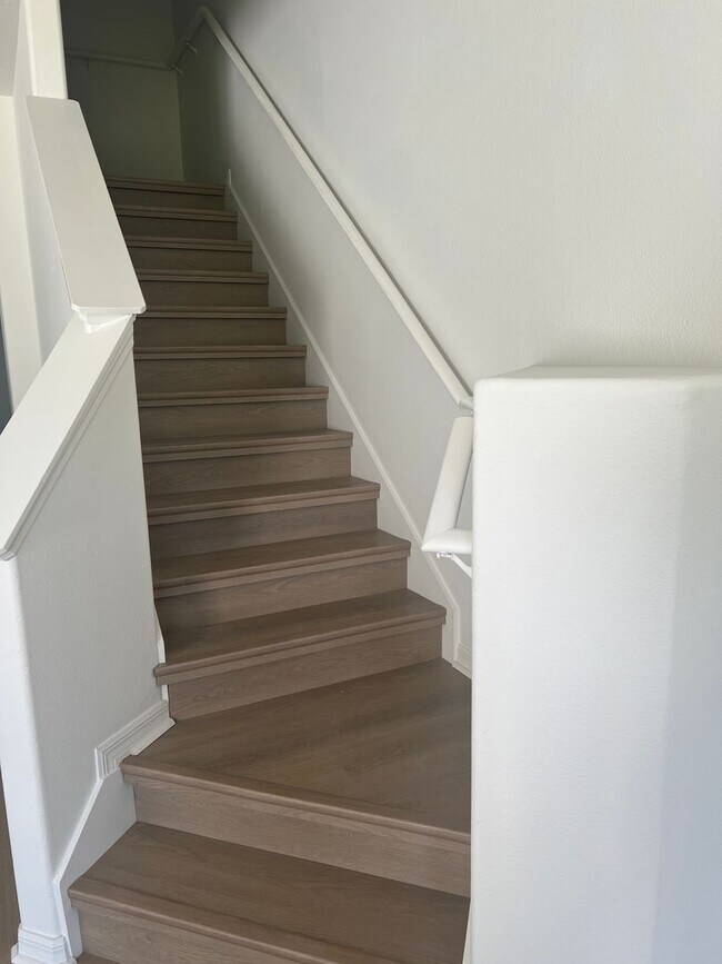 Foto del edificio - 3 Bedroom Townhome for Rent