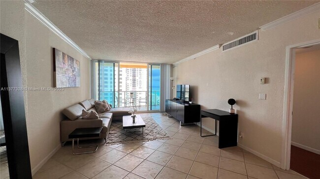 Foto del edificio - 2501 S Ocean Dr