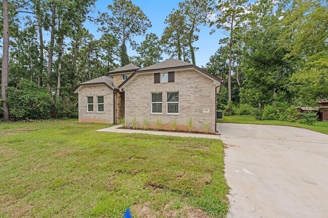 Foto del edificio - 478 Stephen F Austin Dr