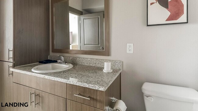 Foto del edificio - 14805 Grisby Rd