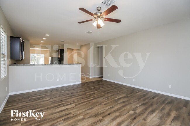 Foto del edificio - 13157 E Tumbleweed Ln