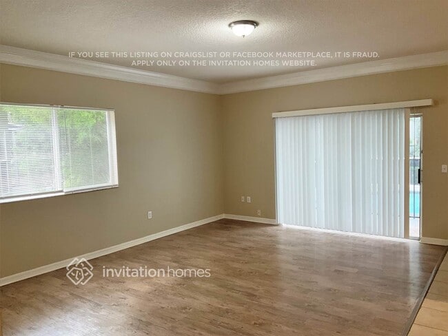 Foto del edificio - 18221 Sandy Pointe Dr