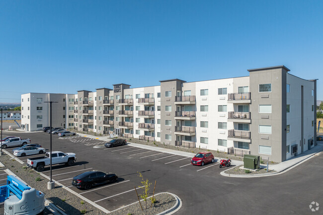 Building Photo - Terrace Heights Apartments