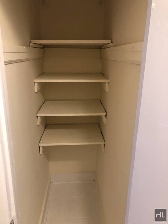 Foto del edificio - 33 AVENUE