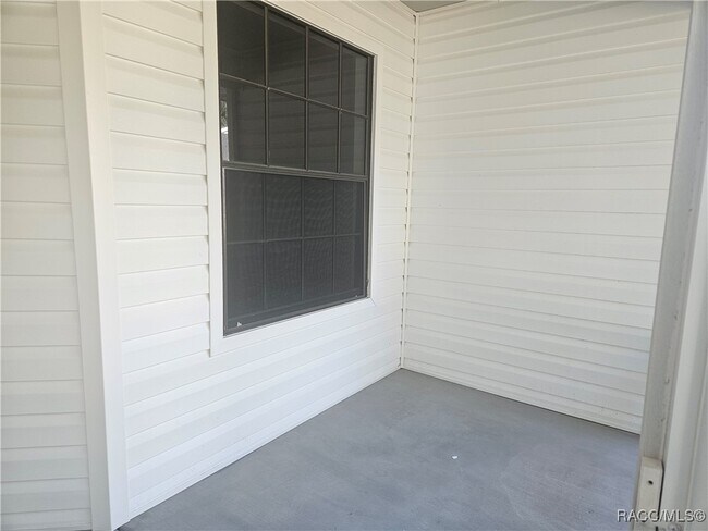 Foto del edificio - 2320 N Hendry Point