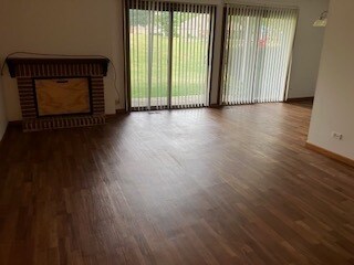 Foto del edificio - 1558 7 Pines Rd