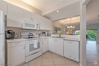 Building Photo - 992 Woodshire Ln