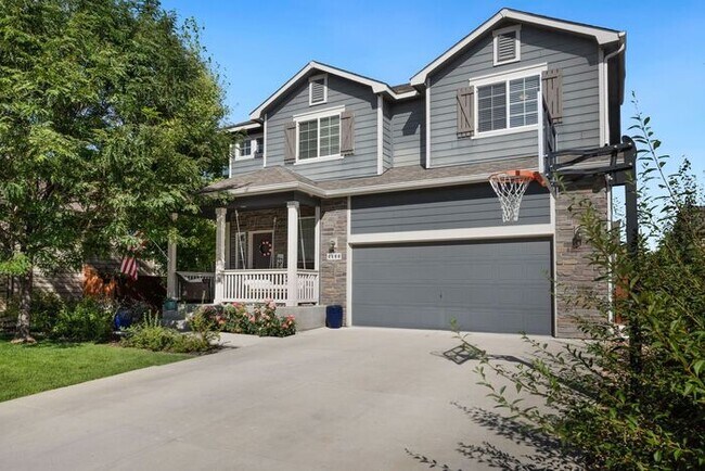 Building Photo - Stunning 5 Bed 3.5 Bath Home!