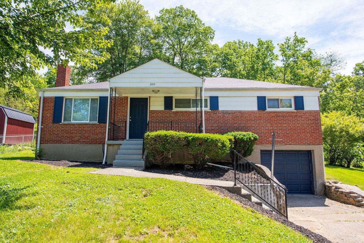 Primary Photo - BRIDGETOWN- 3BEDROOM 1BATH W 1 CAR BUILT I...
