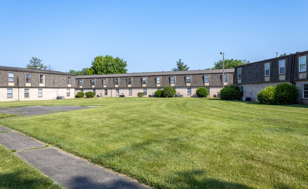 Courtyard Apartments Apartments in Clarksville, IN