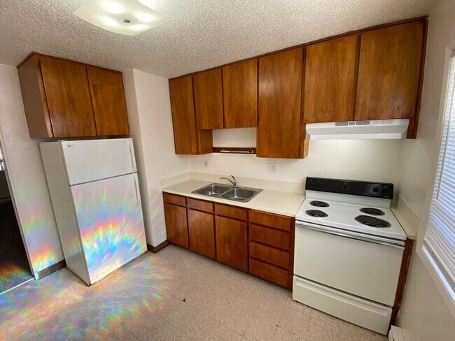 Foto del edificio - 550 SW Levens St