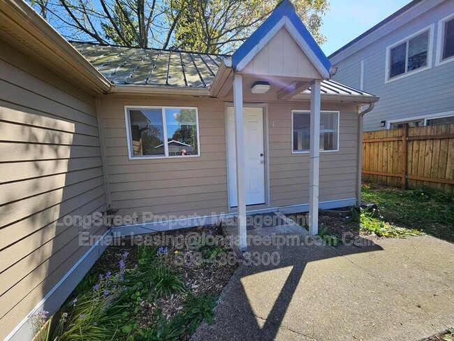 Photo - 4553 NE 105th Ave House