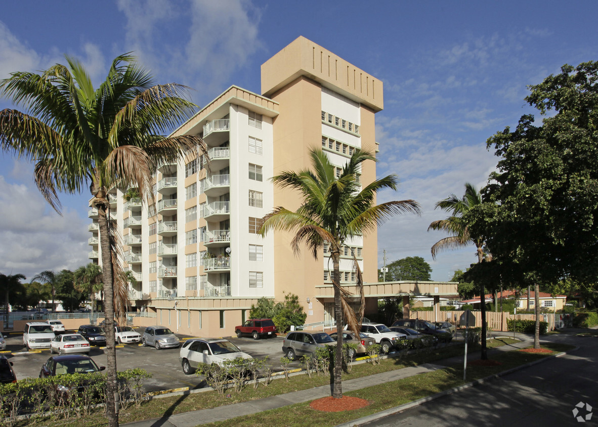 Building Photo - Gateway House