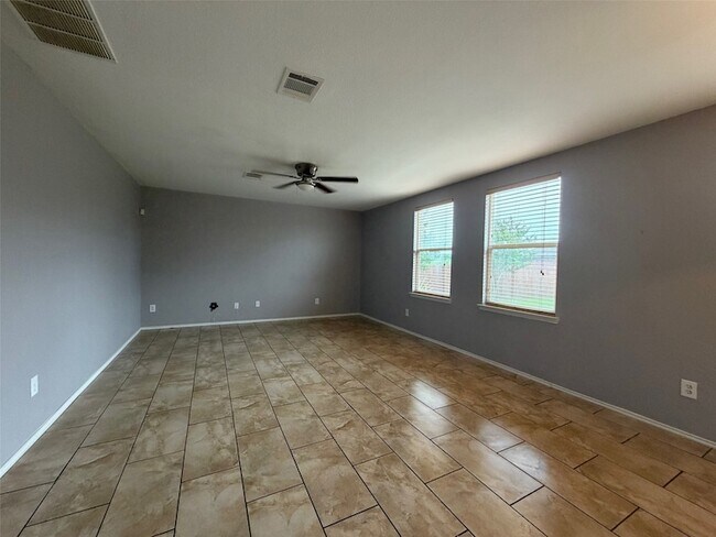 Foto del edificio - 4600 Mountain Oak St