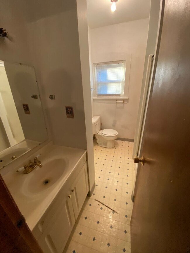 Foto del edificio - **Remodeled** Cute Little Two Bedroom Home
