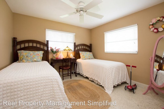 Foto del edificio - 1404 Windsor Ct