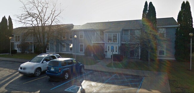Building Photo - 154-154 Wenonah Dr