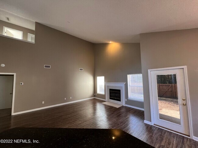 Foto del edificio - 1474 Cedar Grove Terrace