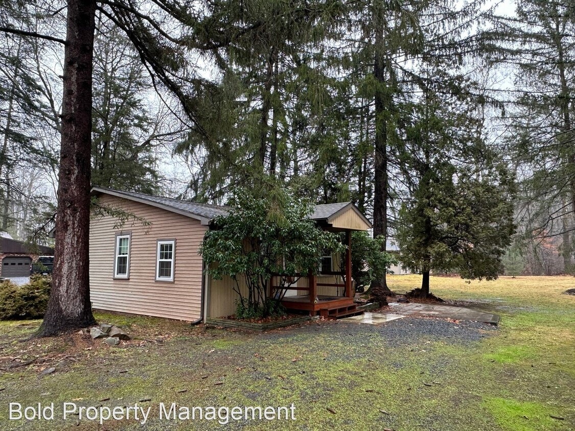 16 Duke St, Orwigsburg, PA 17961 House Rental in Orwigsburg, PA