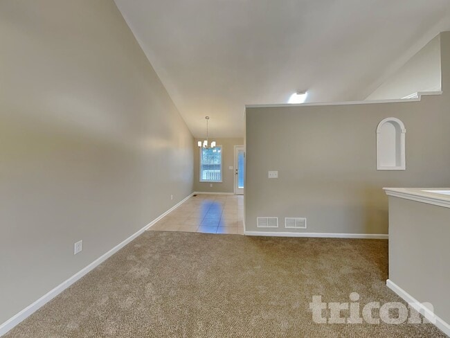 Building Photo - 6655 Breckenridge Dr