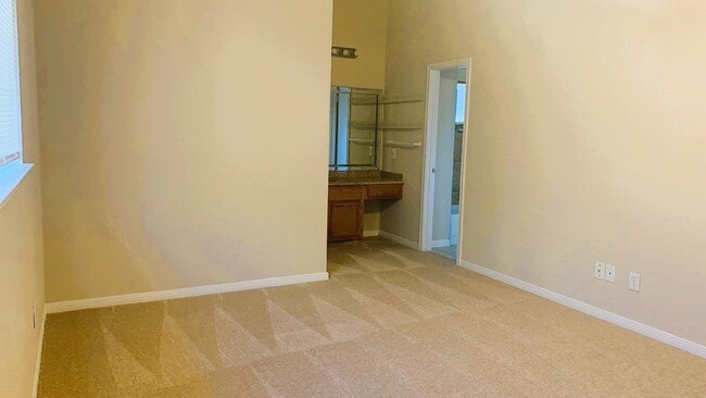 Building Photo - 3730 Village Grove Dr