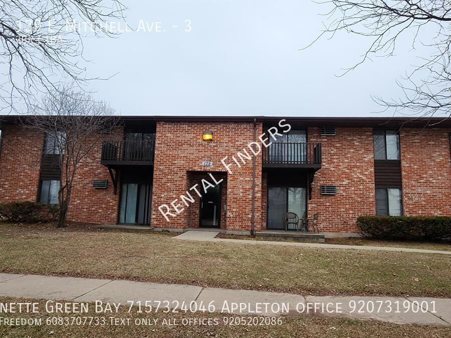 Primary Photo - 139 E Mitchell Ave