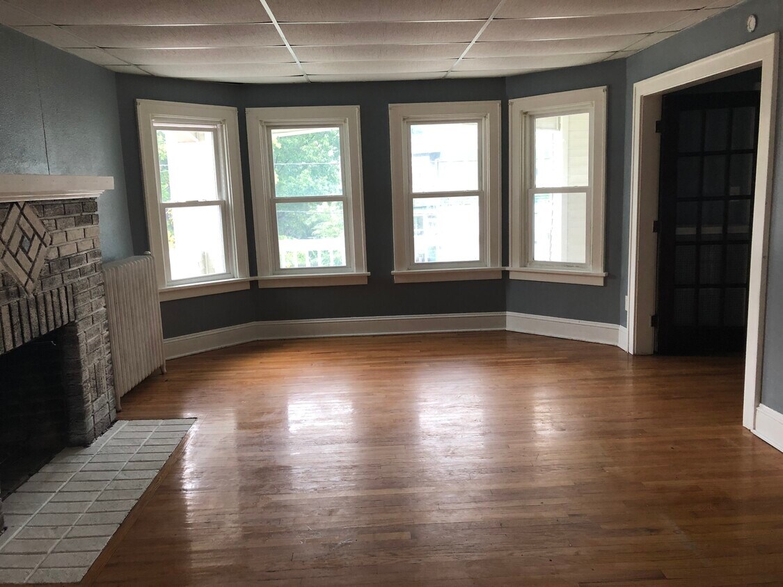 Foto principal - 450 Taylor Ct