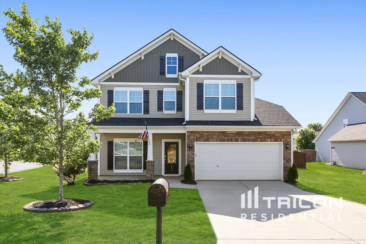 Foto principal - 403 Royalston Ct