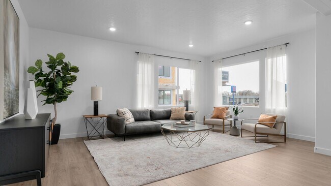 Foto del edificio - Brand New 4-Bed/3 Bath Town Home