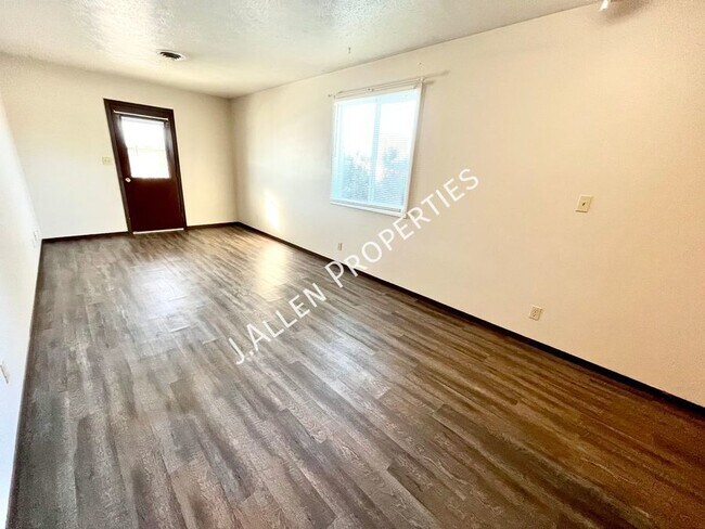 Foto del edificio - 607 W Michigan Ave