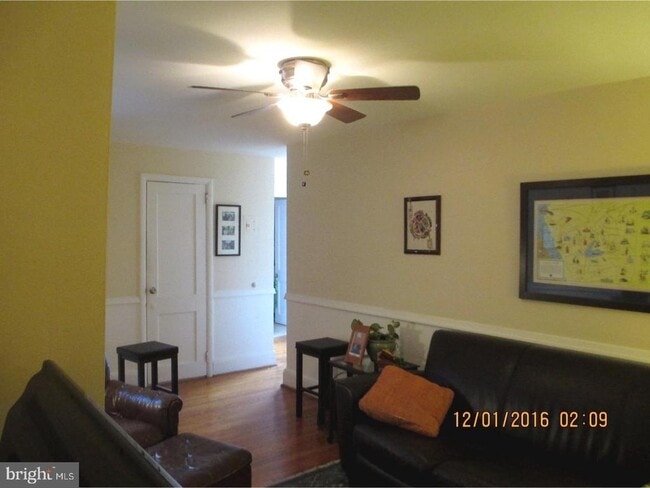 Building Photo - 757 Martin St