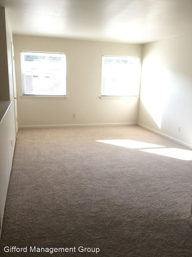 Foto del edificio - 2204 Pine Shore Ct