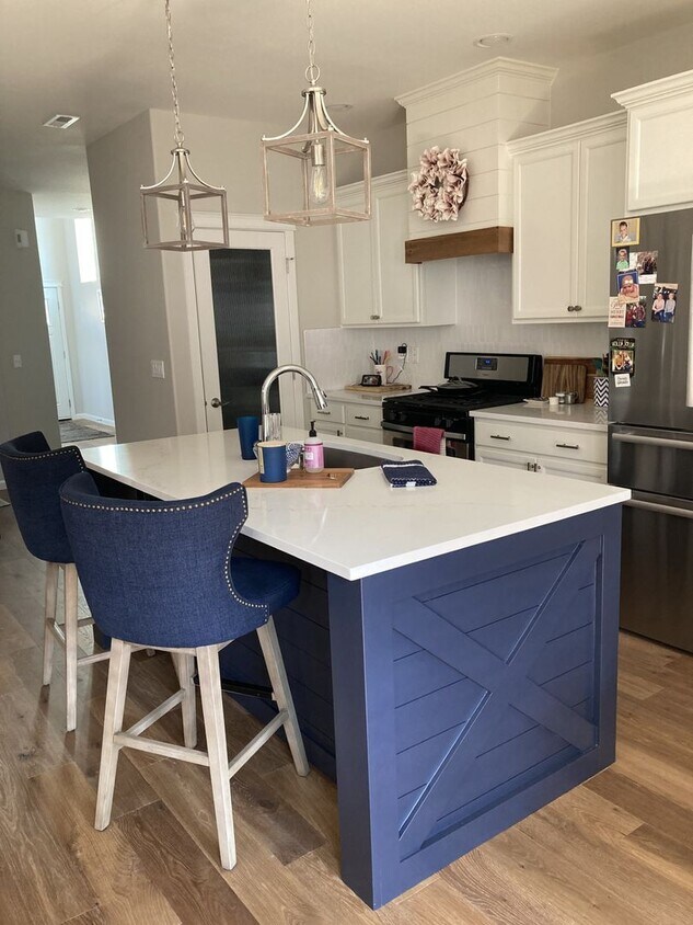 Foto del edificio - Spacious Bremerton Two-Story