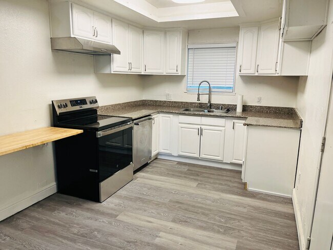 Foto del edificio - 3967 8th Ave