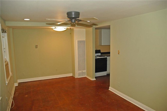Building Photo - 4815 Red River St
