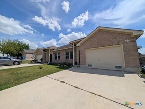 Building Photo - 3017 Lodgepole Ln