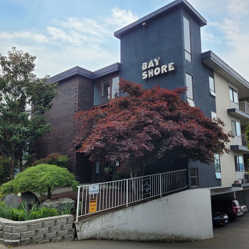 Primary Photo - Charming 1 Bedroom Condo in Boutique Building
