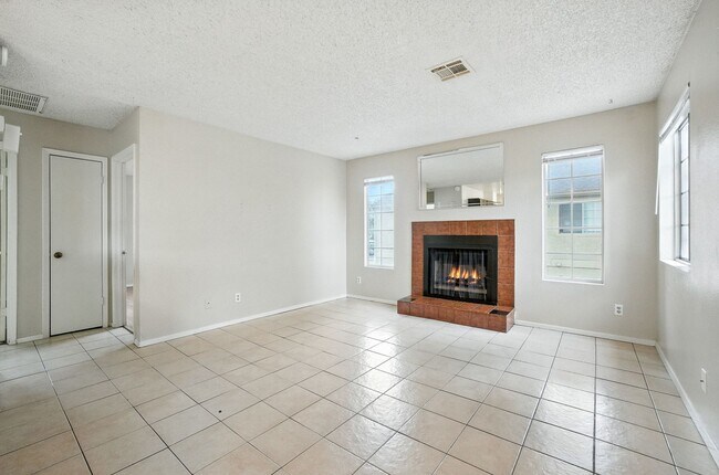 Building Photo - First floor 2-Bedroom, 1-Bath with Firepla...