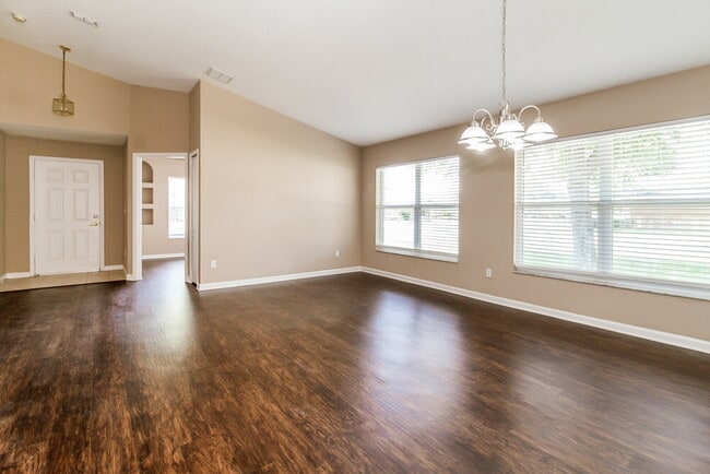 Building Photo - 3048 Merlot Way