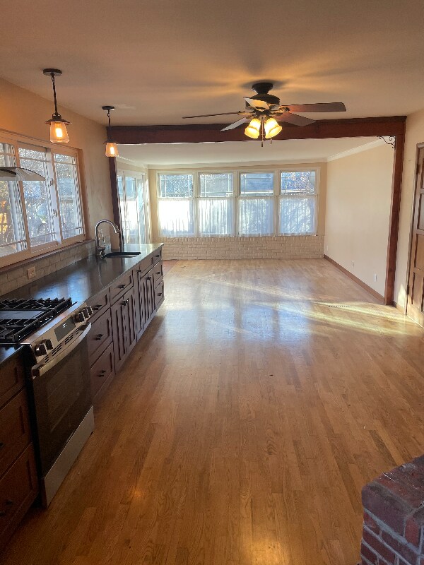 Foto del edificio - 2550 S Dahlia St