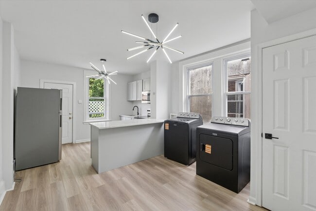 Foto del edificio - 1505 N 54th St