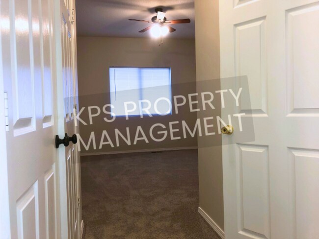 Foto del edificio - 12624 Willowgreen Cir