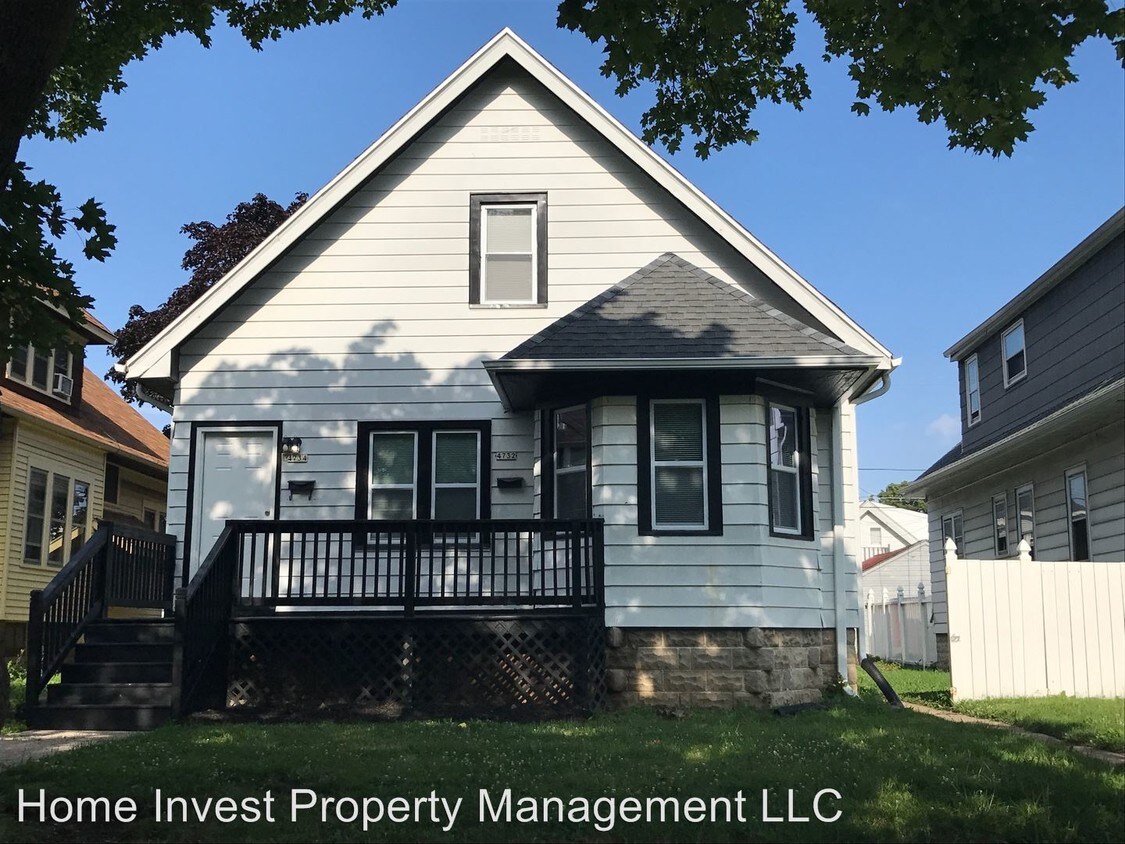 Primary Photo - 4732 N 41st St