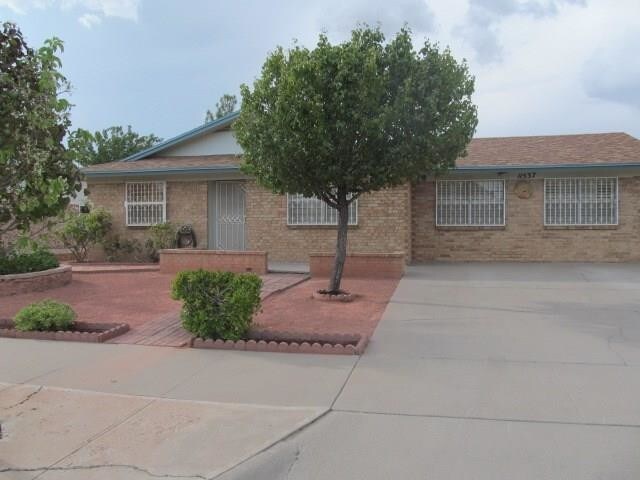 Primary Photo - 11537 Meadowbrook Dr